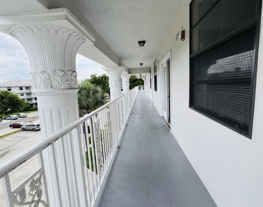 3635 Whitehall Drive - Photo Thumbnail 3
