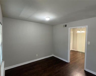 7420 Arborcrest Drive - Photo Thumbnail 3