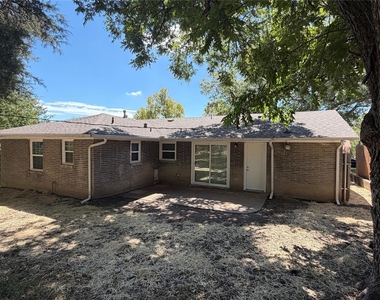 7420 Arborcrest Drive - Photo Thumbnail 17