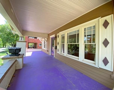 204 Nw 22nd Street - Photo Thumbnail 3