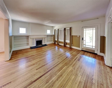 204 Nw 22nd Street - Photo Thumbnail 6
