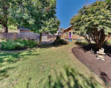 204 Nw 22nd Street - Photo Thumbnail 21