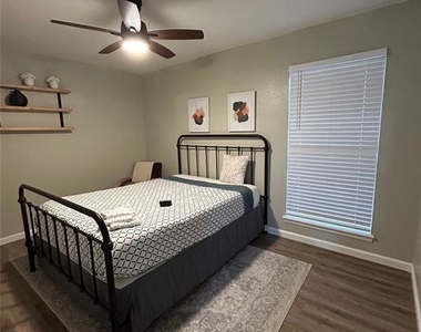 529 Nw 137th Street - Photo Thumbnail 13
