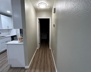529 Nw 137th Street - Photo Thumbnail 12