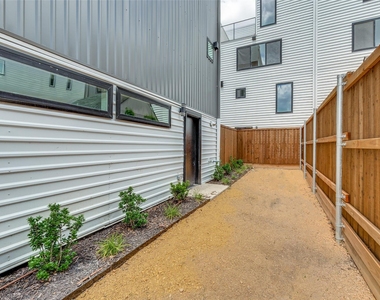 4701 San Jacinto Street - Photo Thumbnail 24