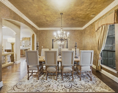 11076 Brighton Lane - Photo Thumbnail 6