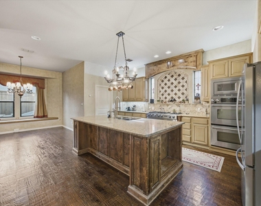 11076 Brighton Lane - Photo Thumbnail 10