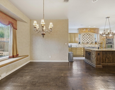 11076 Brighton Lane - Photo Thumbnail 12