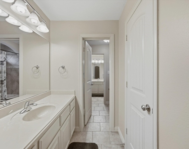 11076 Brighton Lane - Photo Thumbnail 33