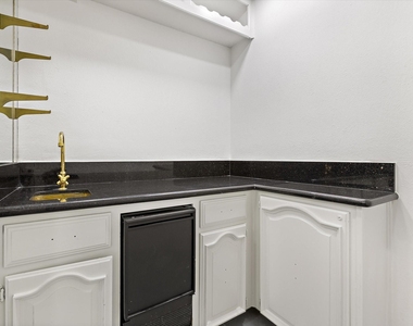 5602 Twin Brooks Drive - Photo Thumbnail 20