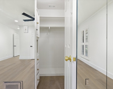 5602 Twin Brooks Drive - Photo Thumbnail 23