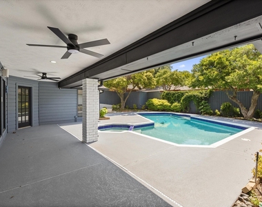 5602 Twin Brooks Drive - Photo Thumbnail 33