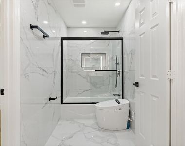 5602 Twin Brooks Drive - Photo Thumbnail 30