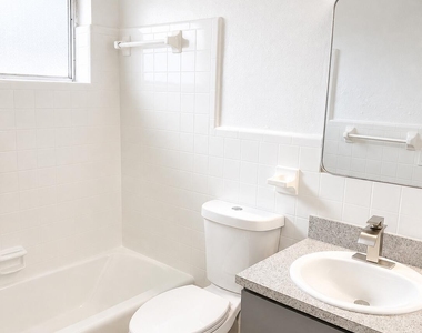 2738 Fillmore Street - Photo Thumbnail 3