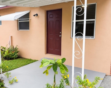 2738 Fillmore Street - Photo Thumbnail 8