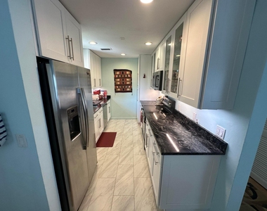 308 Inlet Way - Photo Thumbnail 12