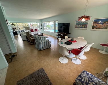 308 Inlet Way - Photo Thumbnail 11