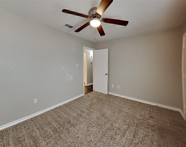 3817 Kippers Court - Photo Thumbnail 12