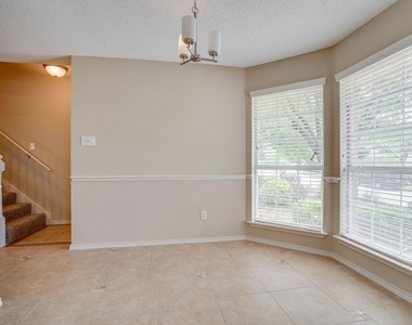 755 Burr Oak Drive - Photo Thumbnail 6