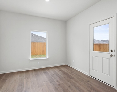 1324 Helca Drive - Photo Thumbnail 3