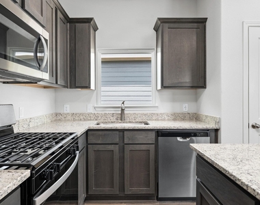 1324 Helca Drive - Photo Thumbnail 2
