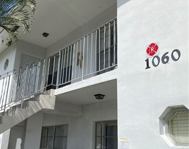 1060 Ne 23rd Terrace - Photo Thumbnail 1