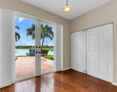 1333 Sw 175th Way - Photo Thumbnail 11