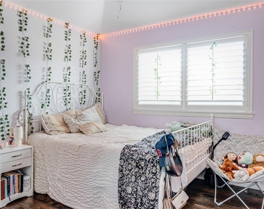 11515 Clayton Court - Photo Thumbnail 8