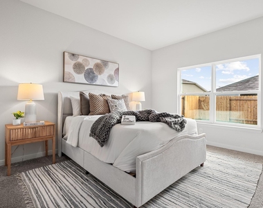 1304 Helca Drive - Photo Thumbnail 6