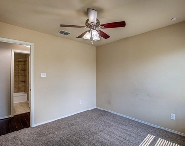 14349 Mariposa Lily Lane - Photo Thumbnail 27