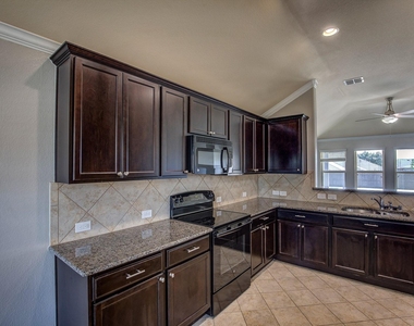 14349 Mariposa Lily Lane - Photo Thumbnail 16