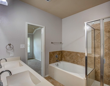 14349 Mariposa Lily Lane - Photo Thumbnail 22