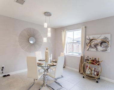 11966 Nw 46th Street - Photo Thumbnail 6