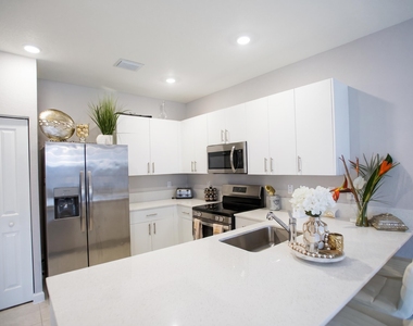 11966 Nw 46th Street - Photo Thumbnail 1