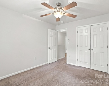 345 Doughton Lane - Photo Thumbnail 15