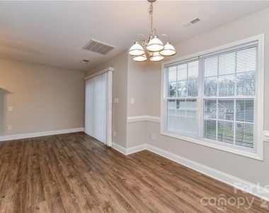 1002 Hannah Place - Photo Thumbnail 16