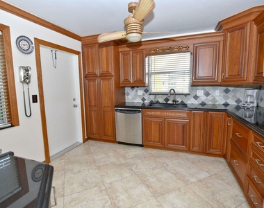 109 Wettaw Lane - Photo Thumbnail 7