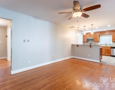 6618 Castlegate Drive - Photo Thumbnail 25