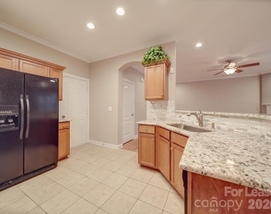 6831 Maricopa Road - Photo Thumbnail 14