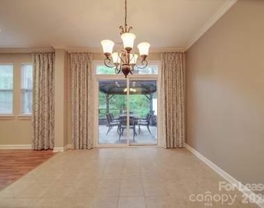 6831 Maricopa Road - Photo Thumbnail 10