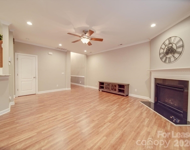 6831 Maricopa Road - Photo Thumbnail 5