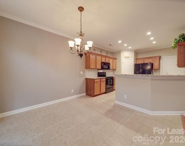 6831 Maricopa Road - Photo Thumbnail 8