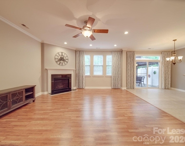 6831 Maricopa Road - Photo Thumbnail 3