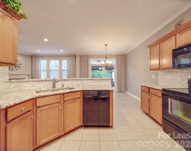 6831 Maricopa Road - Photo Thumbnail 17