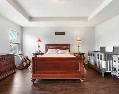 807 Windflower Drive - Photo Thumbnail 17
