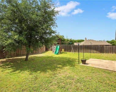 807 Windflower Drive - Photo Thumbnail 30