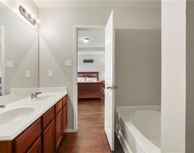 807 Windflower Drive - Photo Thumbnail 20