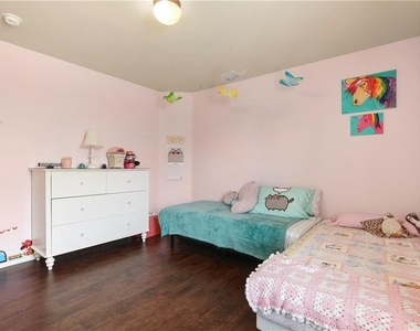 807 Windflower Drive - Photo Thumbnail 19