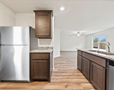 11125 Santana Drive - Photo Thumbnail 3