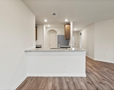 11125 Santana Drive - Photo Thumbnail 4